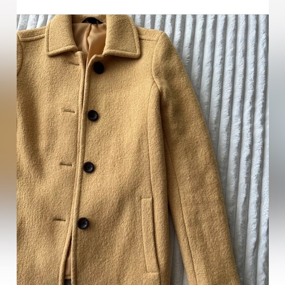 Lands' End Womens Boucle Coat Mustard Yellow Regular Size 6 EUC Wool Blend - Picture 3 of 9